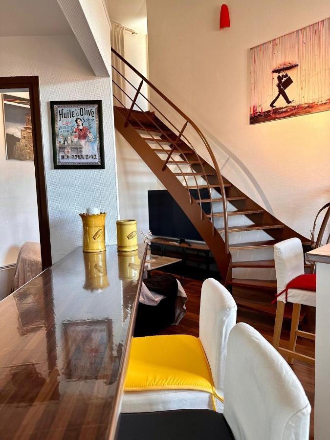 Appartamento Petit Nid Cosy Au Coeur Du Puy 1 A 5 Personnes Le Puy-en-Velay Esterno foto