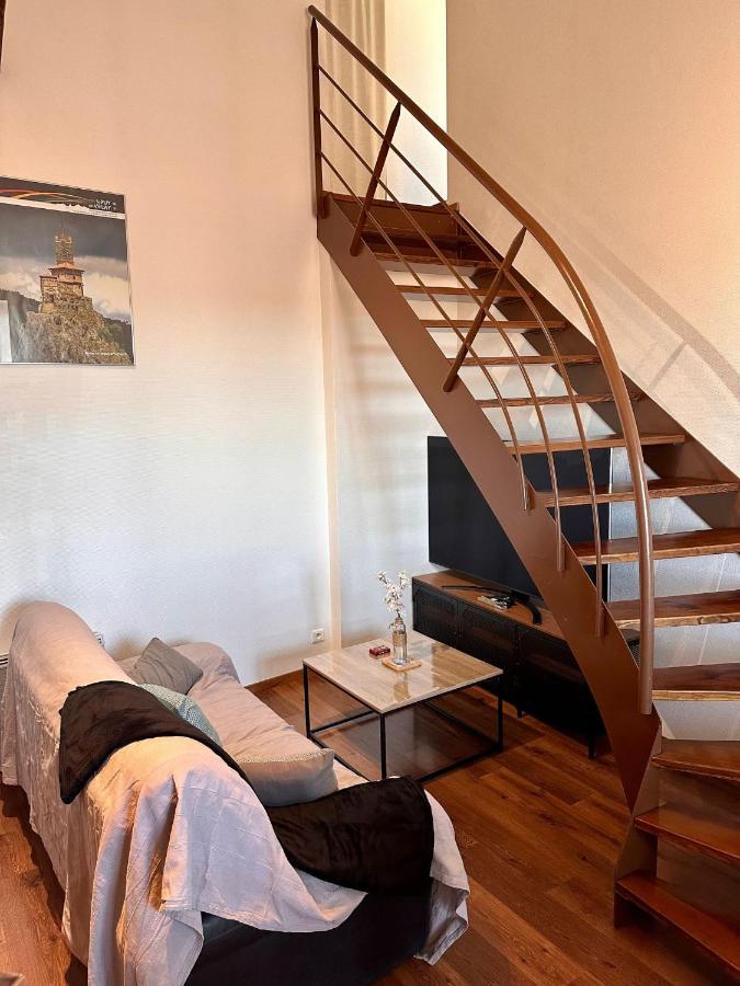 Appartamento Petit Nid Cosy Au Coeur Du Puy 1 A 5 Personnes Le Puy-en-Velay Esterno foto